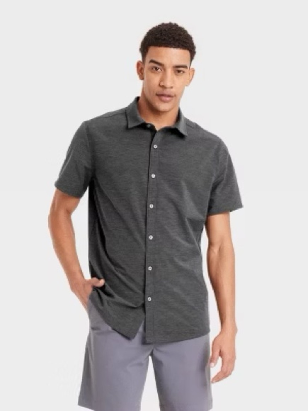 all in motion Men's Short-Sleeve Button-Down Shirt in Charcoal Gray